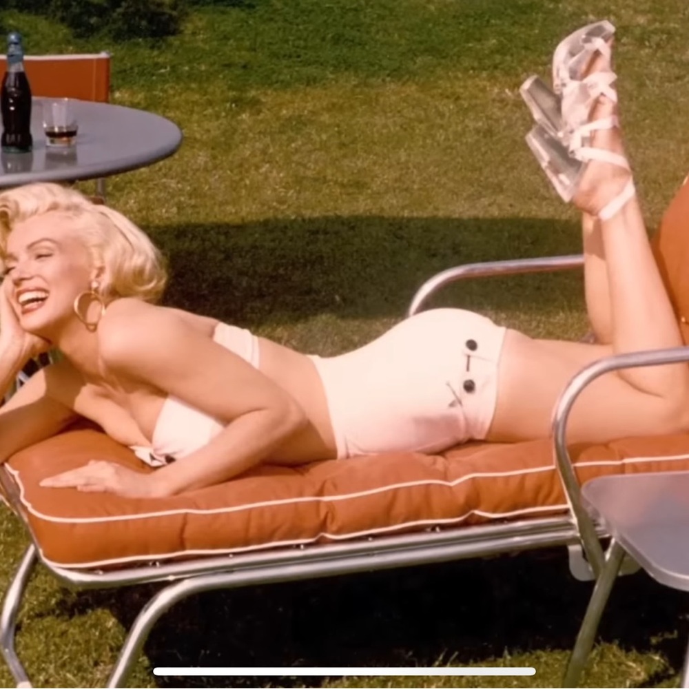 Meet your Posher, Layla